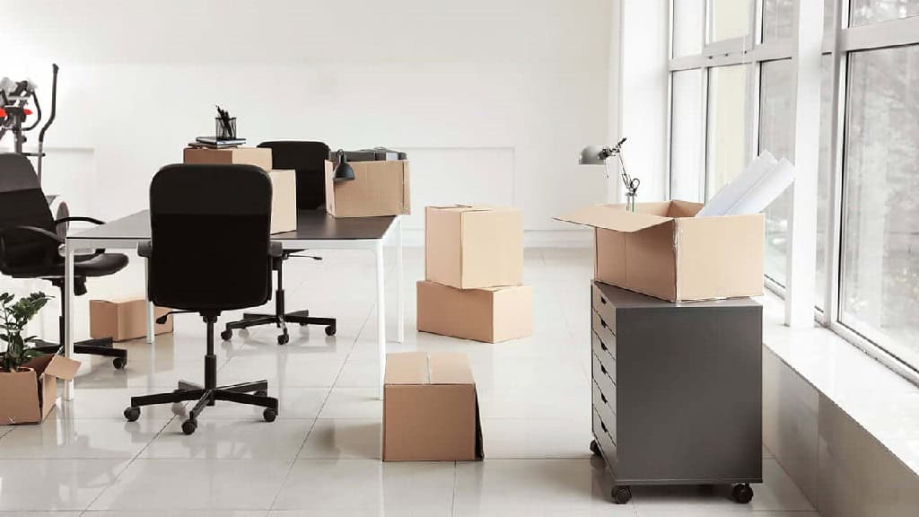 How Corporate Movers Handle Large-Scale Office Furniture Quickly and Safely?