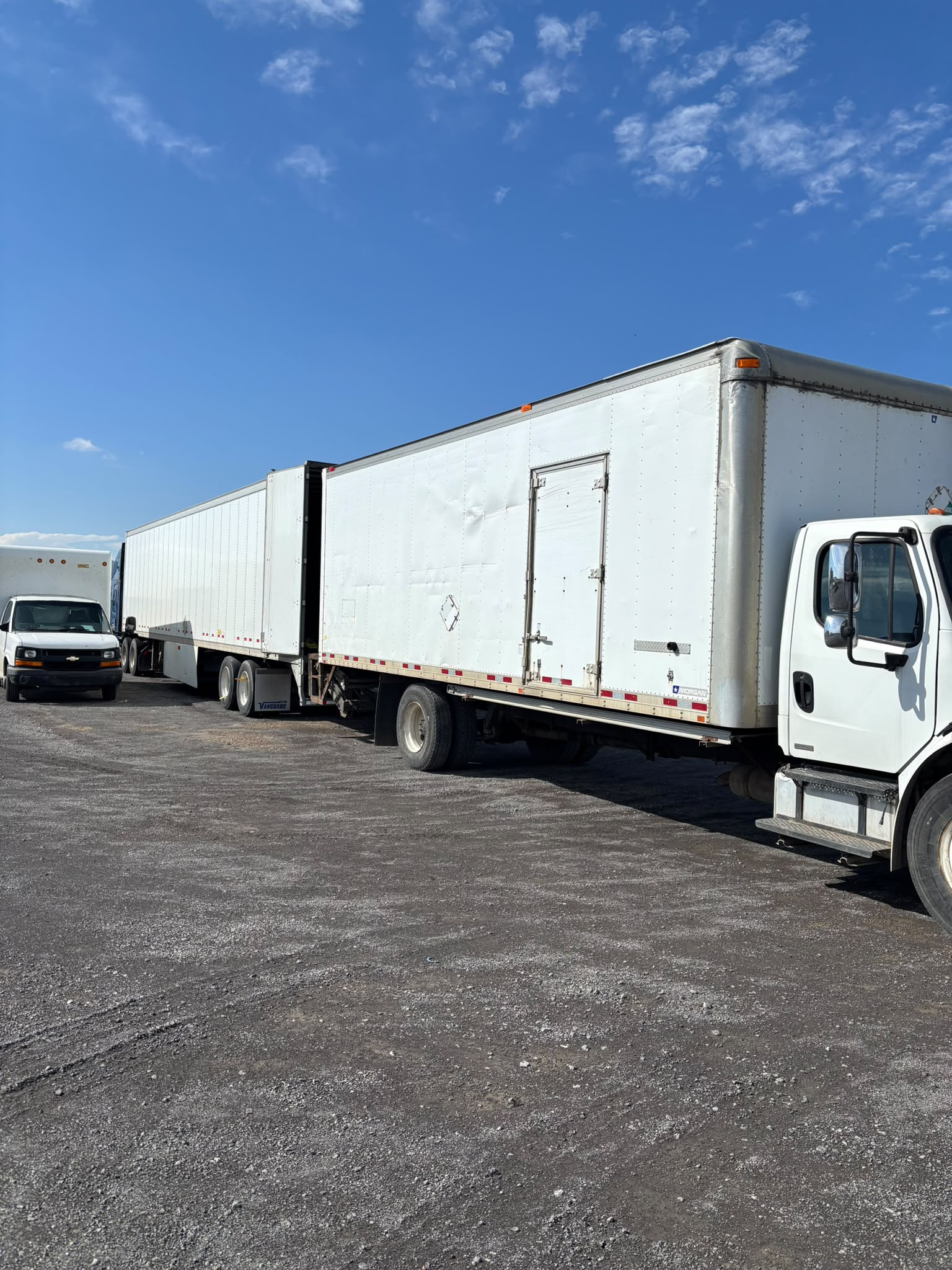 Professional long-distance packing and furniture protection